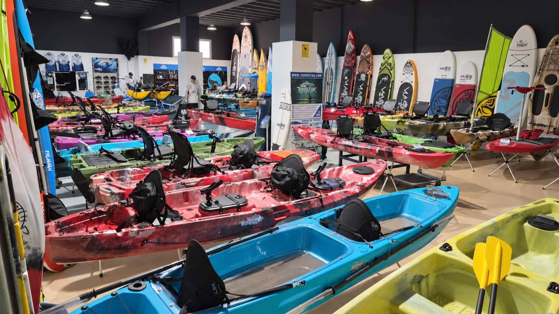 Una empresa granadina se consolida como la mayor tienda especializada en kayaks de Europa