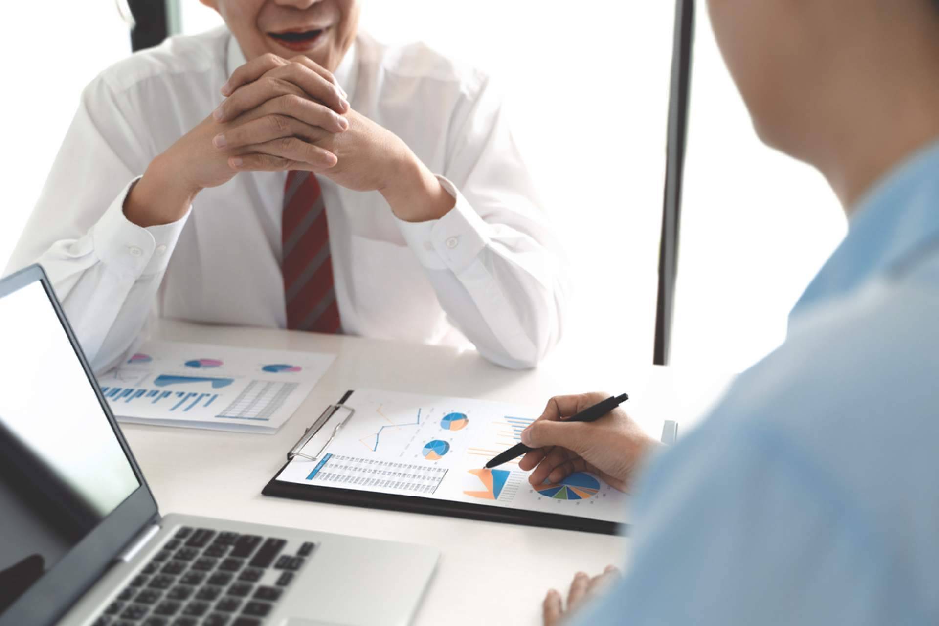 Por qué las empresas necesitan un asesoramiento que tenga en cuenta su actividad y sus objetivos