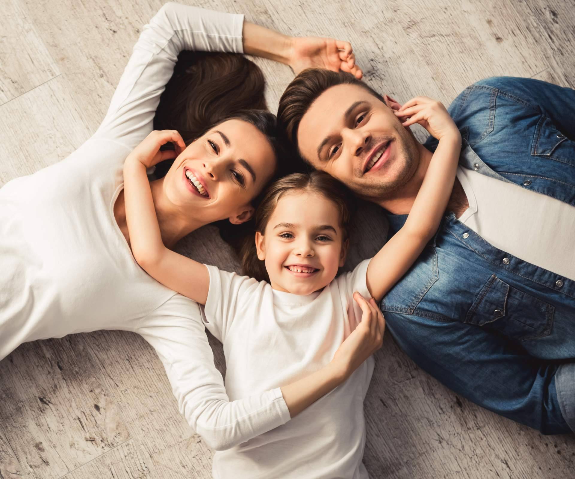 Mutuarisk lanza con una campaña de seguros de salud con entradas de cine gratis y sorteo de un proyector